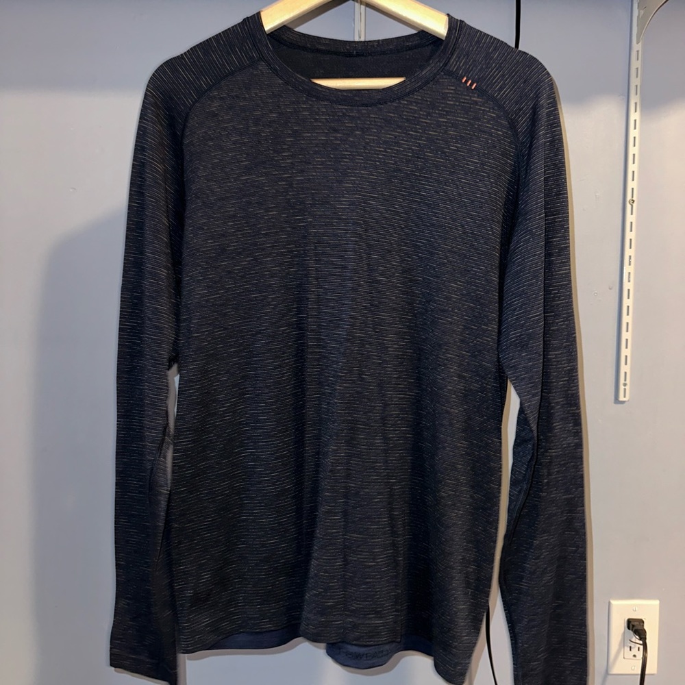 Metal Vent Long-Sleeve Shirt Medium